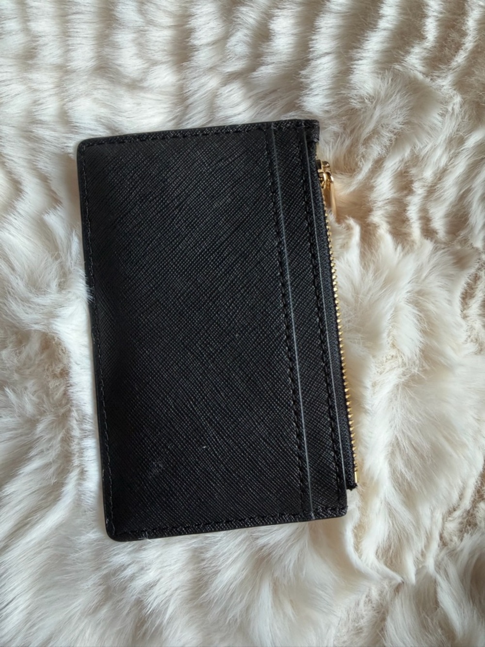 Michael Kors Black Leather Card Holder with Zip - Picture 2 of 3